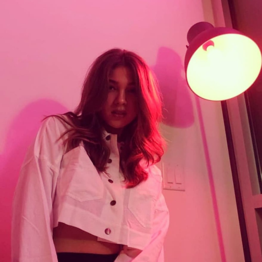 Cropped collared buttondown